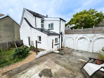 8 Prospect Place, Llanbadarn Fawr, Aberystwyth, Dyfed, SY23 3SQ