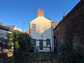 99 Watling Street West, Towcester, Northamptonshire, NN12 6AG