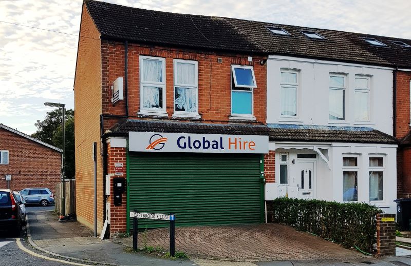 Strettons 189 Walton Road, Woking, Surrey, GU21 5DX