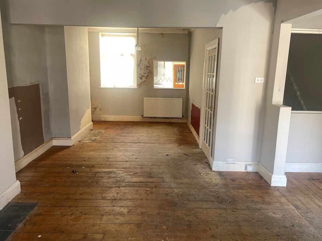 25 Oxford Street, Barry, Vale of Glamorgan, CF62 6PA