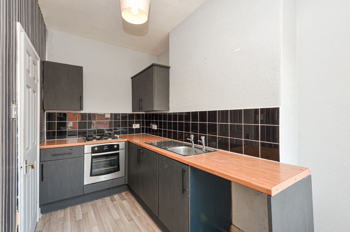 8B Albert Road, Old Colwyn, Colwyn Bay, Clwyd, LL29 9TE