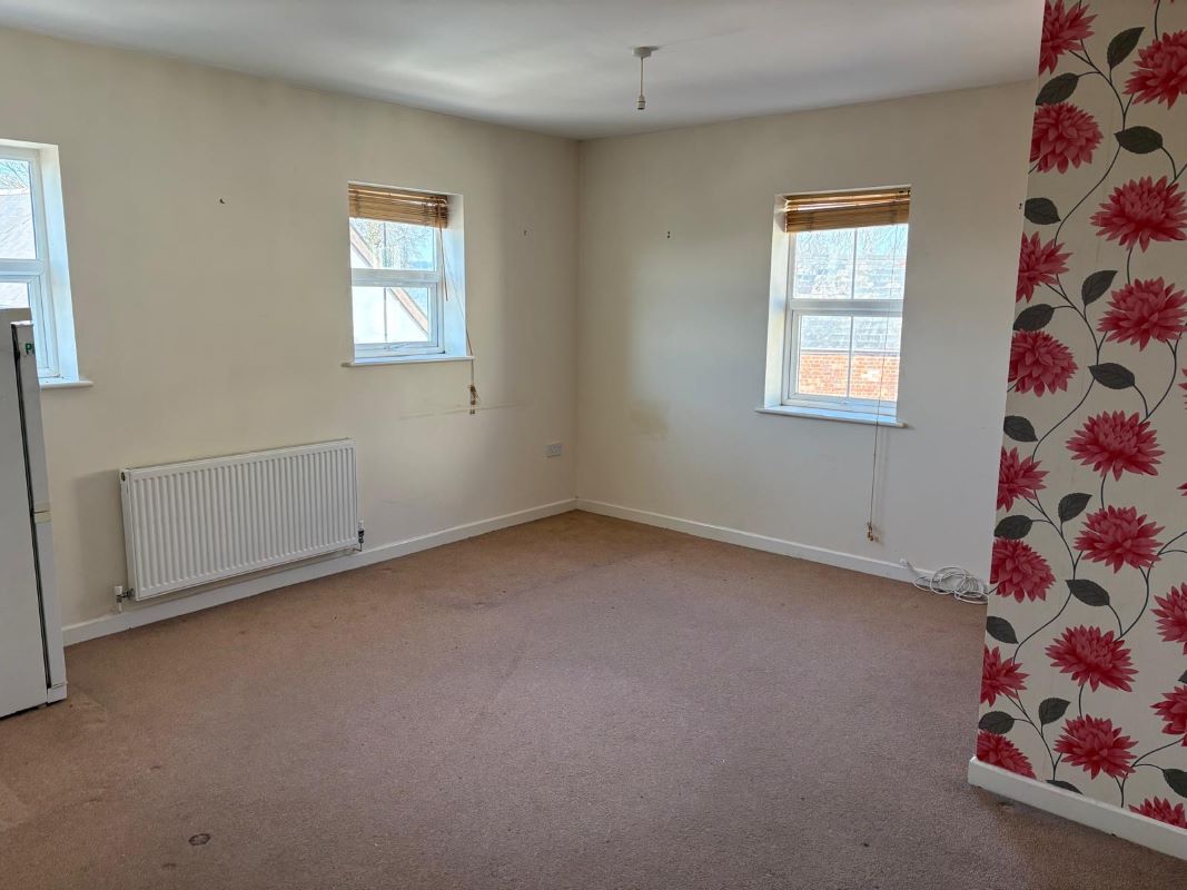 Flat 3 29 Market Street, Cinderford, Gloucestershire, GL14 2RT