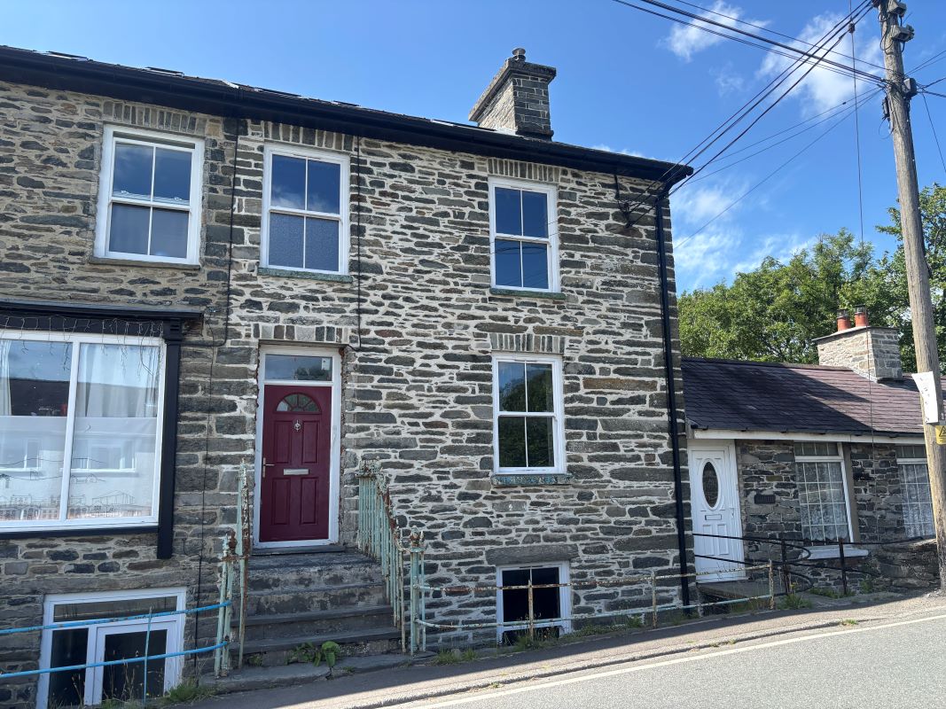 Property for Auction in Wales - Teifiside, Pontrhydfendigaid, Ystrad Meurig, Ceredigion, SY25 6ED