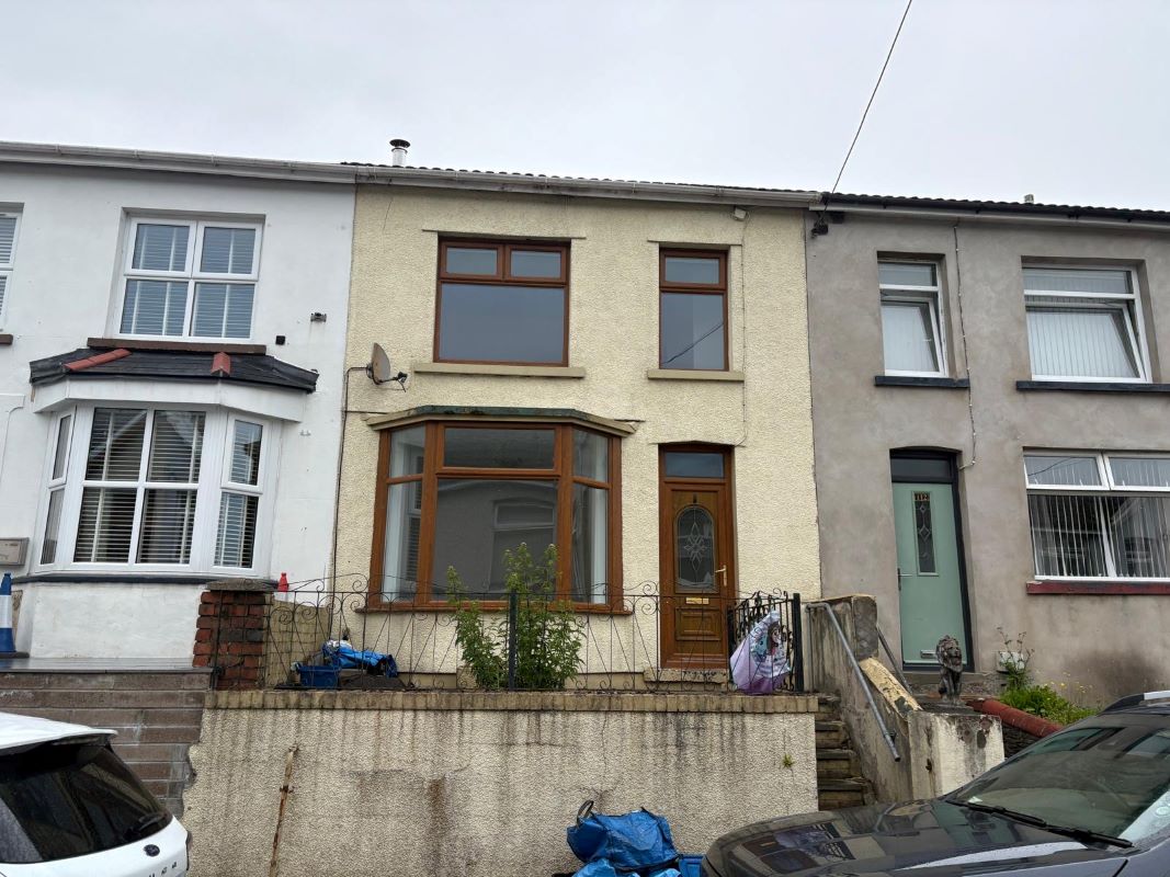Property for Auction in Wales - 11 Hylton Terrace Bedlinog, Treharris, Merthyr Tydfil, CF46 6RG