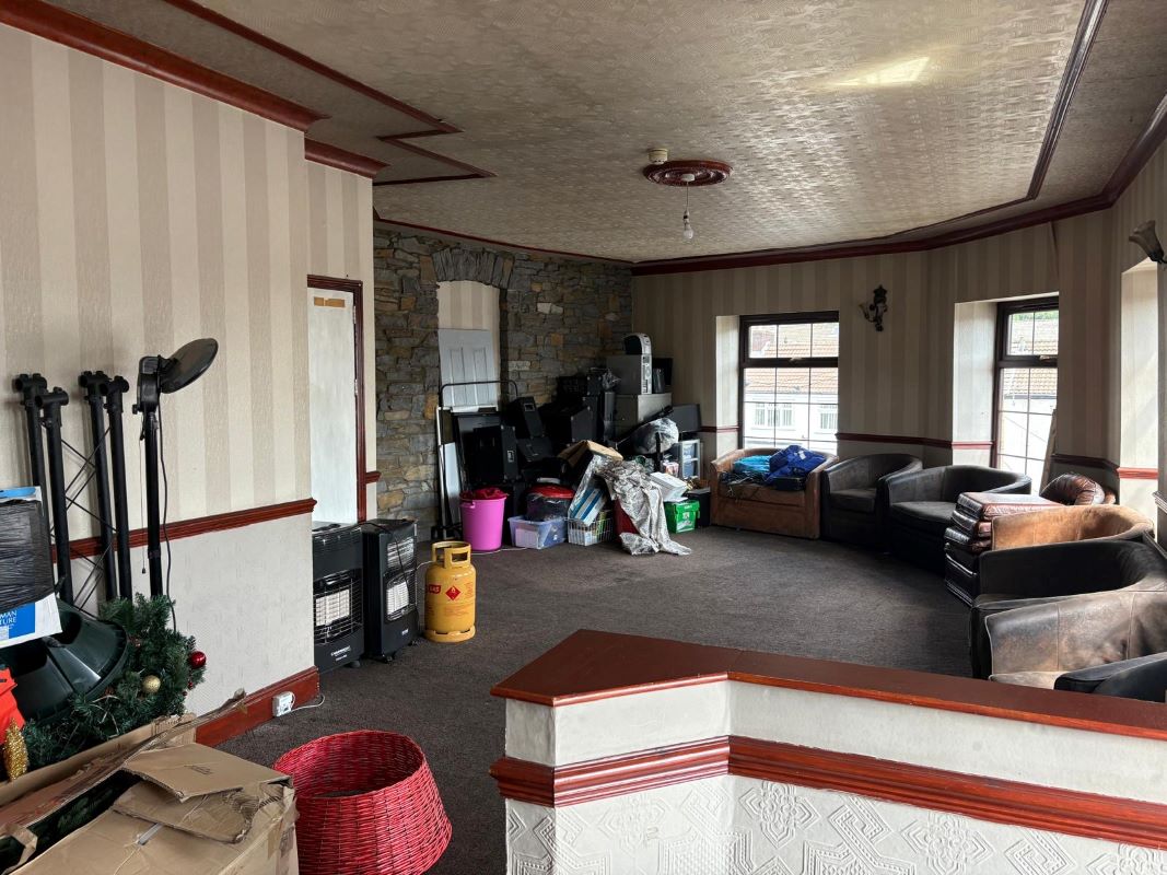 The Treorchy Hotel 165 Bute Street, Treorchy, Rhondda Cynon Taff, CF42 6DA