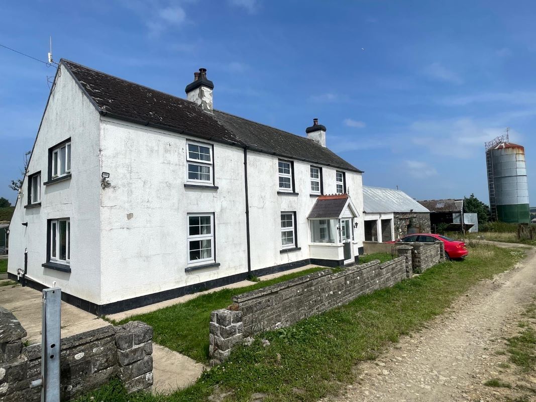 Property for Auction in Wales - Chapel Hill Farm House Camrose, Haverfordwest, Pembrokeshire, SA62 6JN