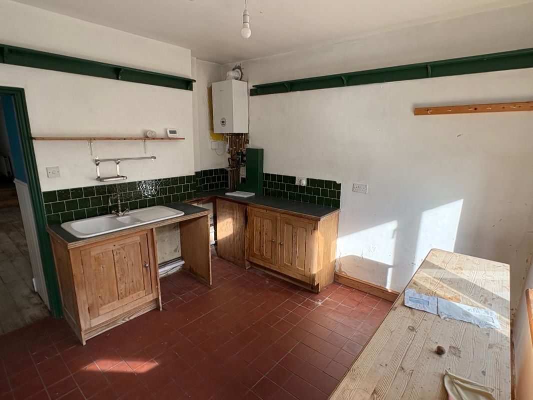 Ground Floor Flat 164 Corporation Road, Cardiff, CF11 7AY