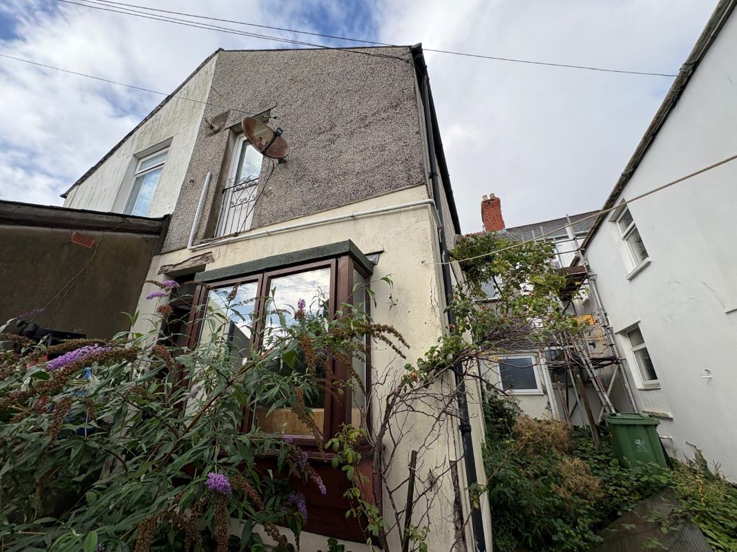 Ground Floor Flat 164 Corporation Road, Cardiff, CF11 7AY