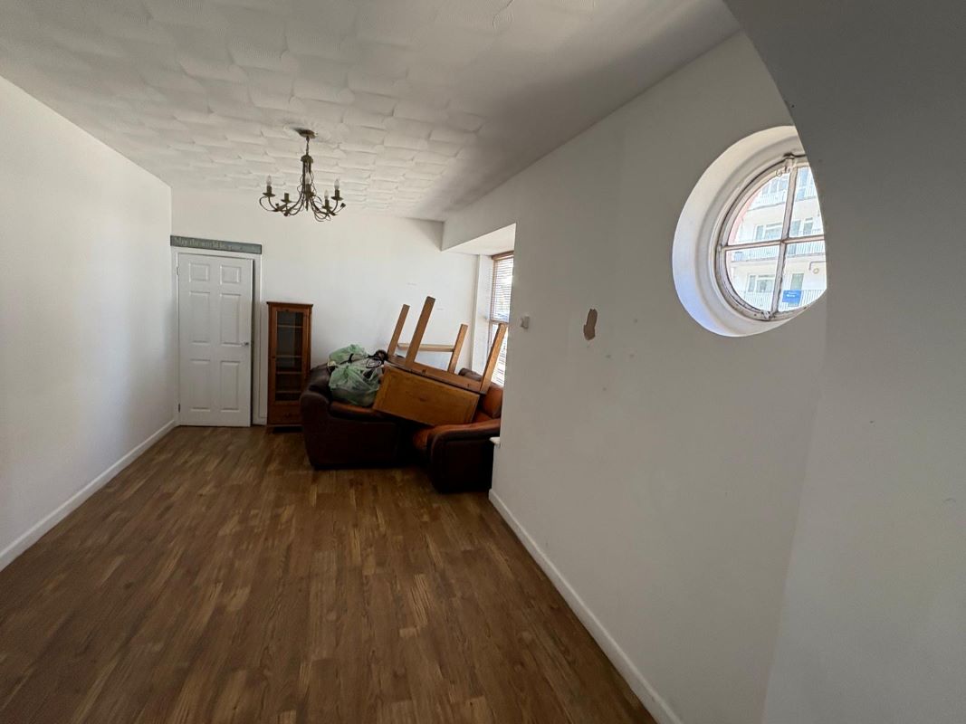 Smugglers Cottage The Strand, Saundersfoot, Pembrokeshire, SA69 9ET