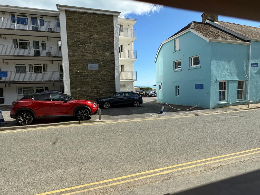 Smugglers Cottage The Strand, Saundersfoot, Pembrokeshire, SA69 9ET