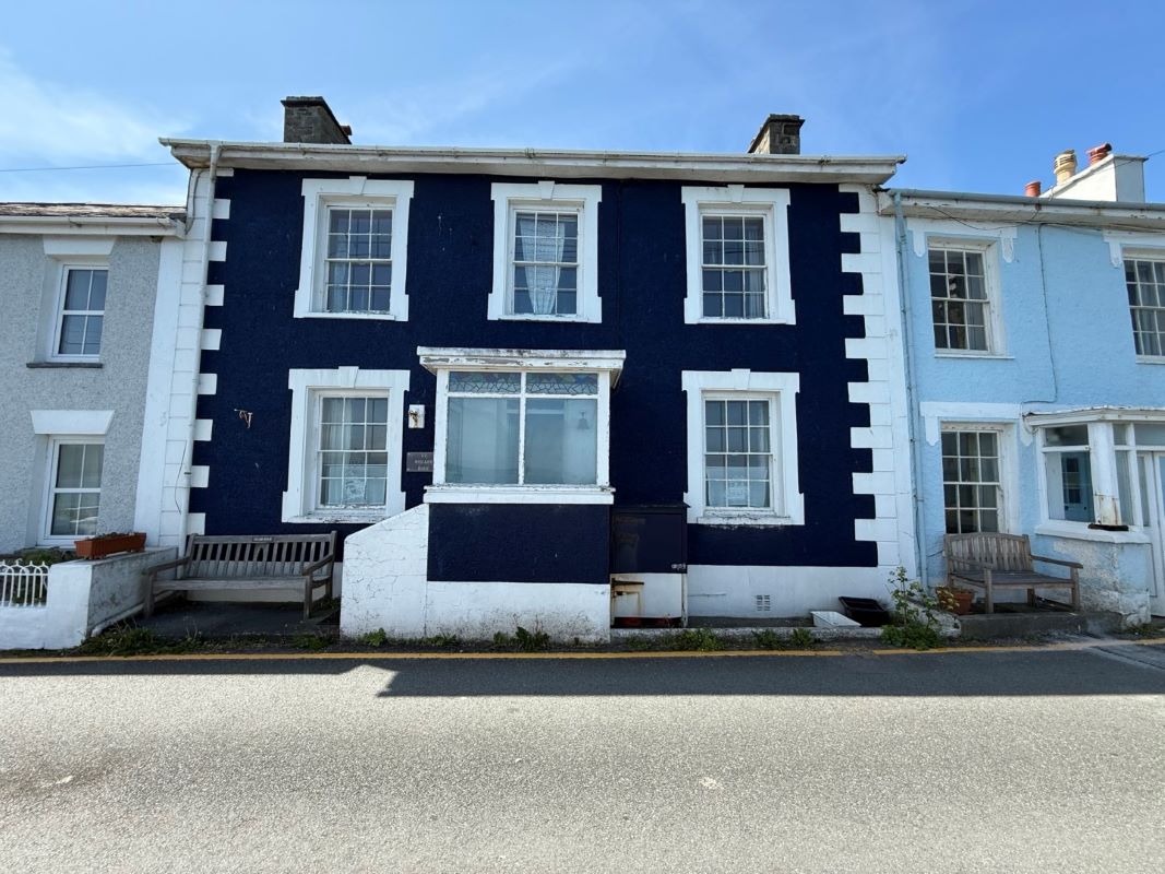 Property for Auction in Wales - 22 Rock Street, New Quay, Ceredigion, SA45 9PL