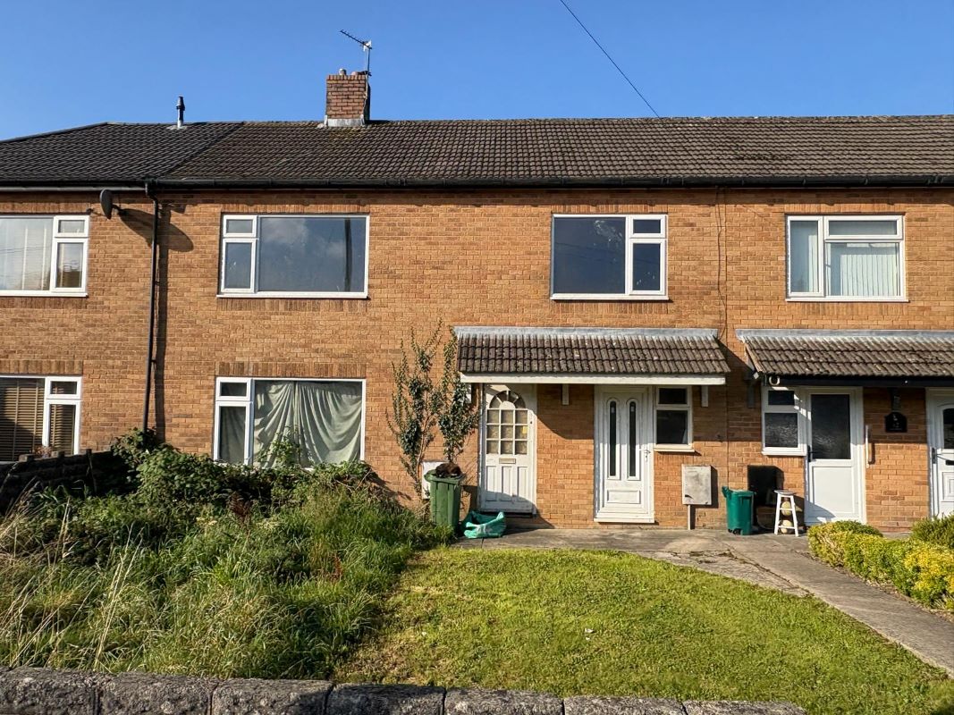 Property for Auction in Wales - 14 Ashgrove Llanharry, Pontyclun, CF72 9HX