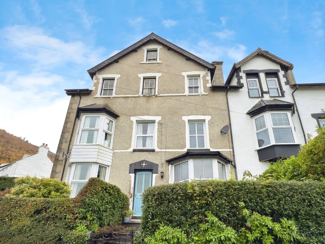 Property for Auction in Wales - Hafan, Trefriw, Gwynedd, LL27 0TZ