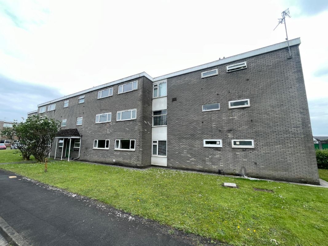 Property for Auction in Wales - Flat 14, Harlech Court, Cardiff, CF14 1BP