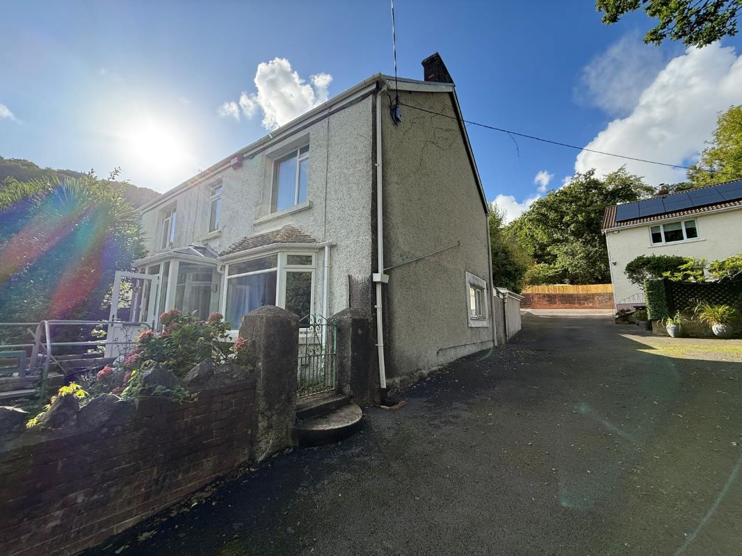 Property for Auction in Wales - Tydraw Main Road, Neath, SA10 8NE