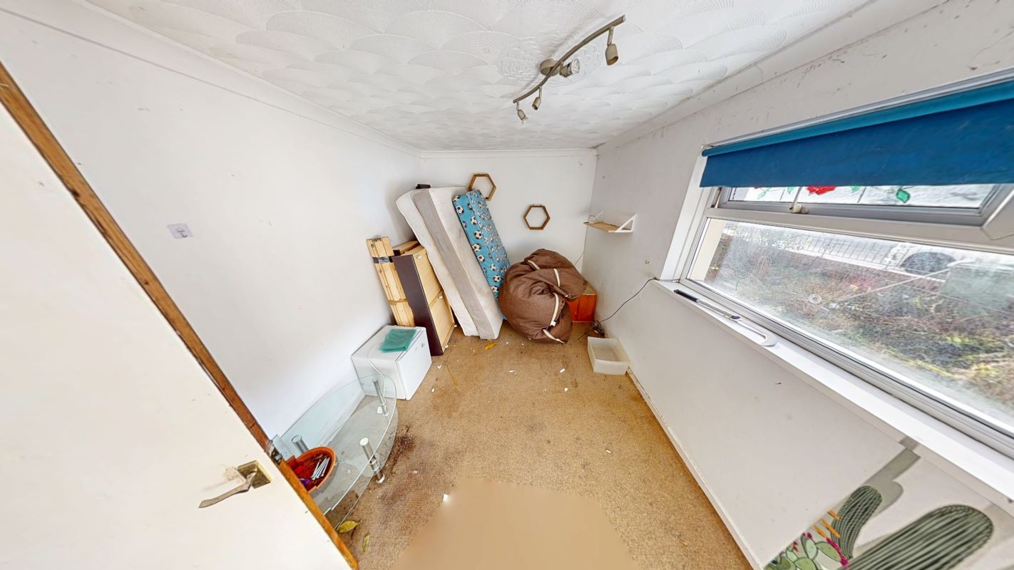 172 Garth Avenue Glyncoch, Pontypridd, CF37 3AD