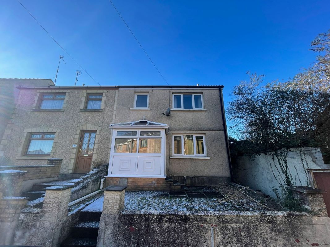 Property for Auction in Wales - 33 Tabernacle Street, Neath, Neath Port Talbot, SA10 6UF