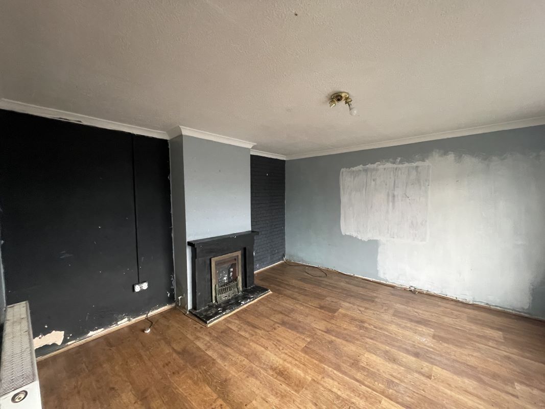 98 Hillside Avenue Blaenavon, Pontypool, Torfaen, NP4 9JE