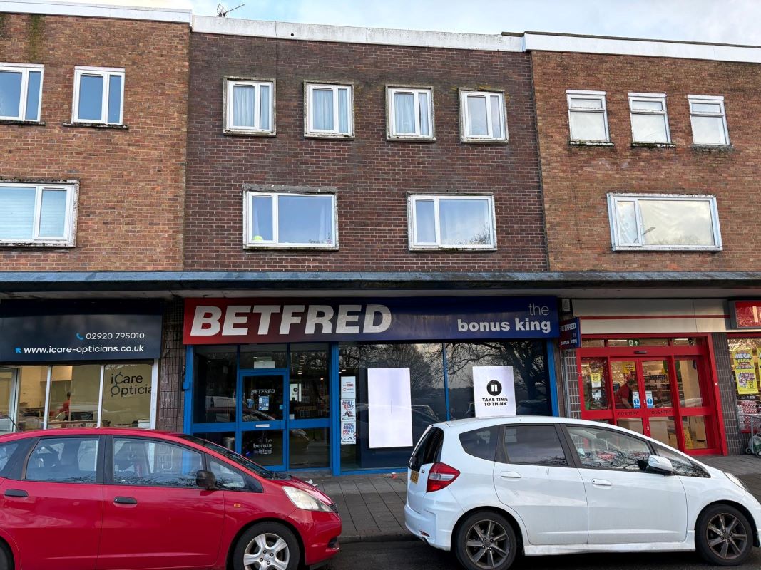 Property for Auction in Wales - 8 Countisbury Avenue, Llanrumney, Cardiff, CF3 5SP