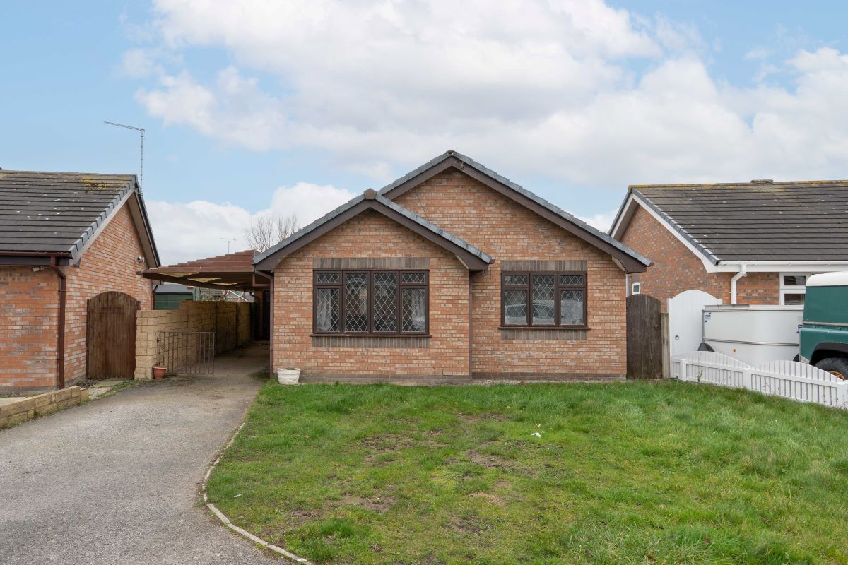 Property for Auction in Wales - 11 Rhodfa Cregyn, Abergele, Conwy, LL22 9YL