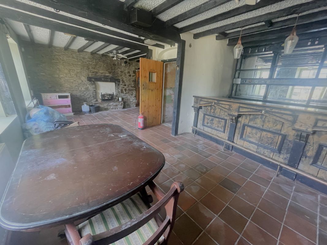 Former Whitemill Inn, Whitemill, Carmarthen, Carmarthenshire, SA32 7EN