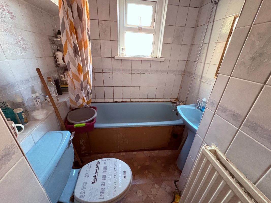 15 York Place, Barry, Vale of Glamorgan, CF62 7ED