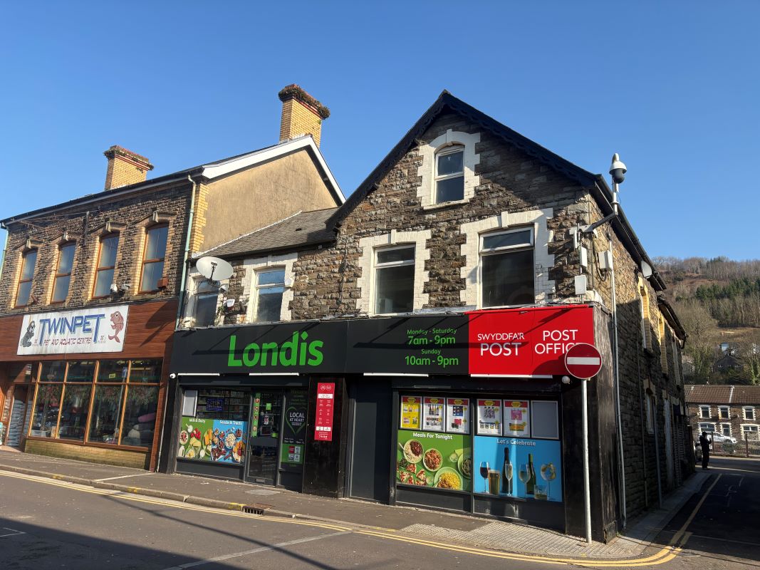 Property for Auction in Wales - 15A Hannah Street, Porth, CF39 9PU