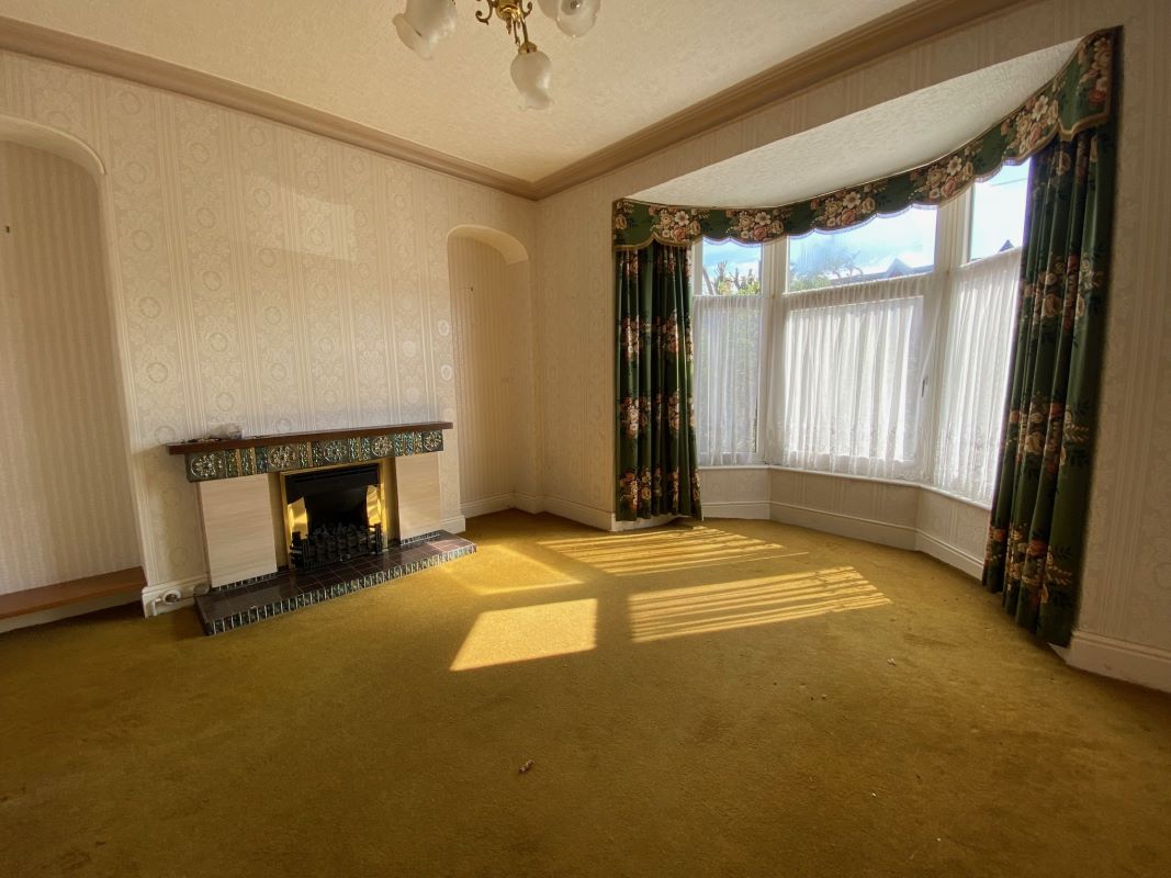 104 Gnoll Park Road, Neath, SA11 3DD