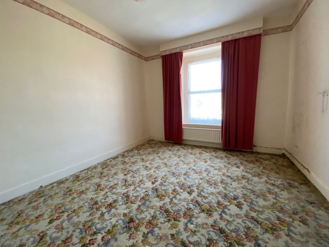 104 Gnoll Park Road, Neath, SA11 3DD