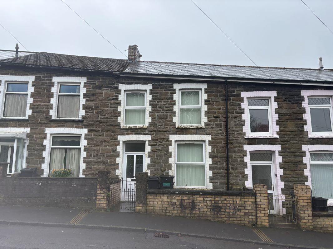 Property for Auction in Wales - 10 Edwardsville, Treharris, Merthyr Tydfil, CF46 5NR