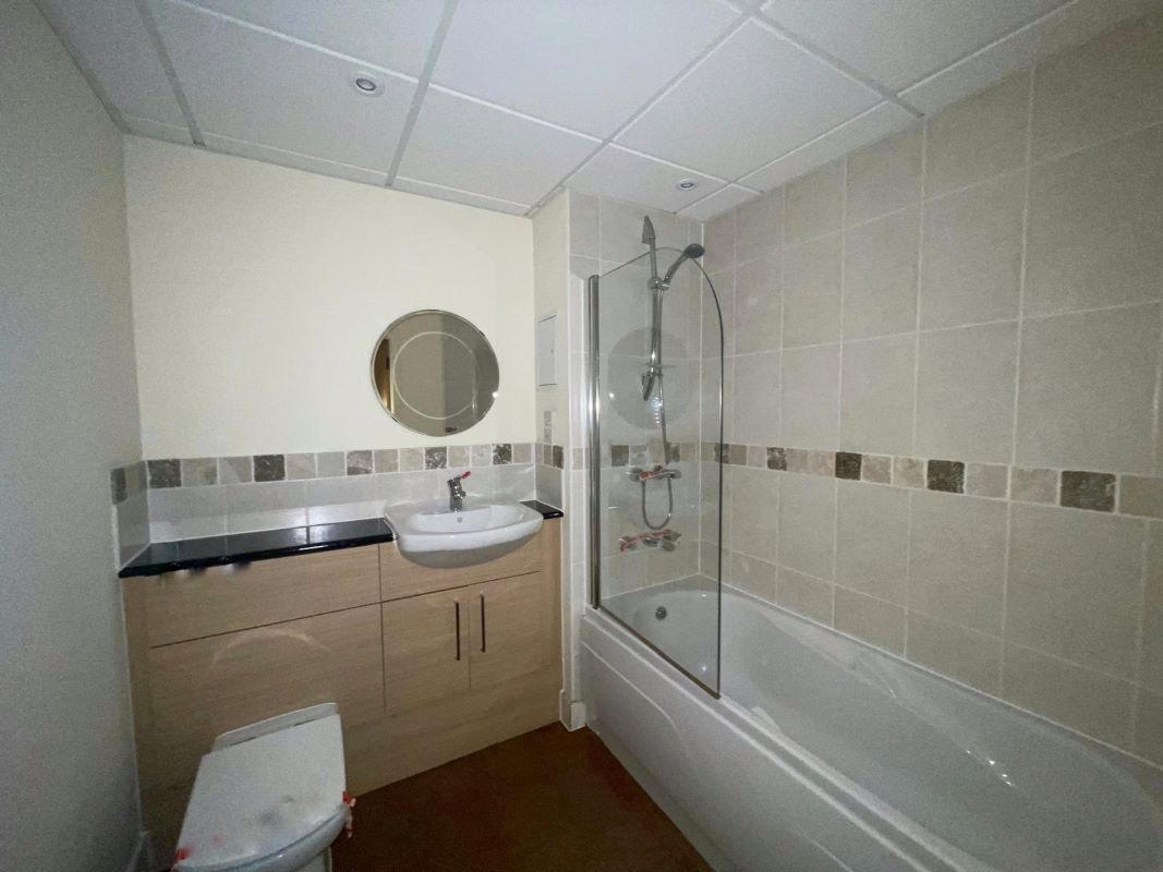 18,30,42,43 & 58 Duncansby House Ferry Court, Cardiff, South Glamorgan, CF11 0AT