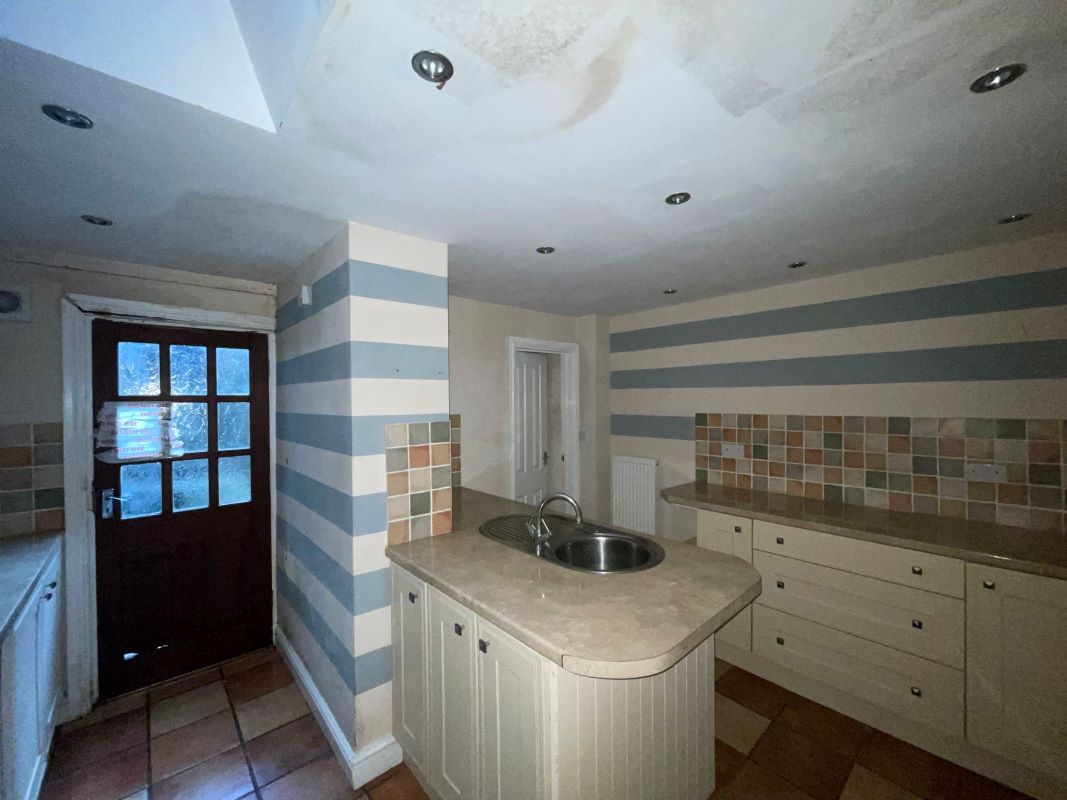 122 Oak Street, Abertillery, NP13 1TQ