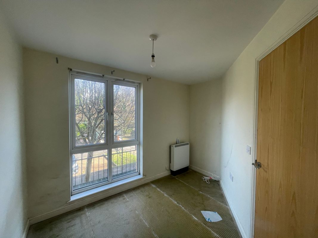 73 Aprilia House, Ffordd Garthorne, Cardiff, CF10 4DL