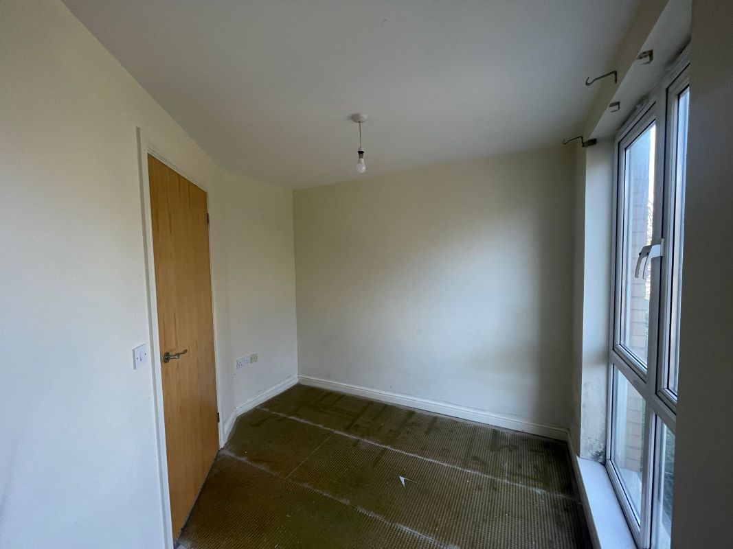 73 Aprilia House, Ffordd Garthorne, Cardiff, CF10 4DL