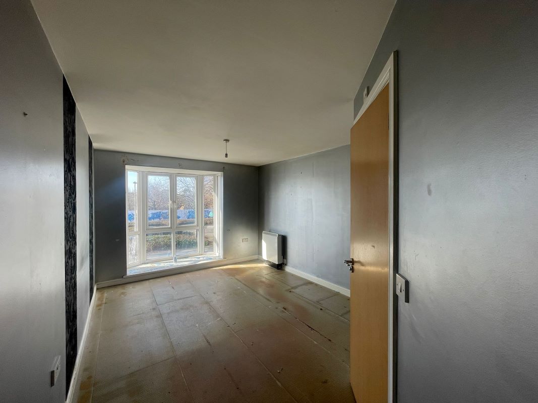 73 Aprilia House, Ffordd Garthorne, Cardiff, CF10 4DL