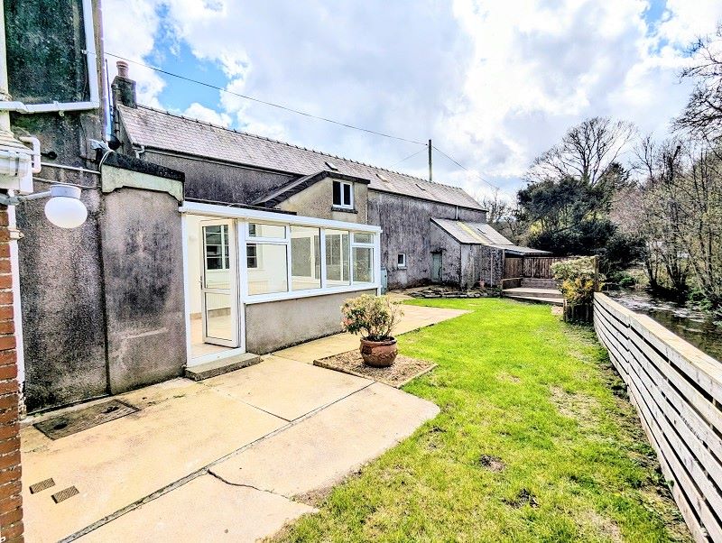 Talog Post Office & General Stores, Talog, Carmarthen, Carmarthenshire, SA33 6NY