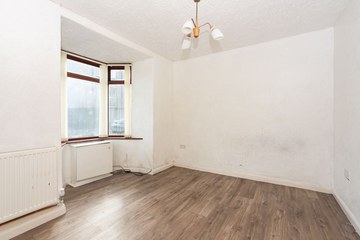 62 Salem Street, Amlwch, Anglesey, LL68 9BT