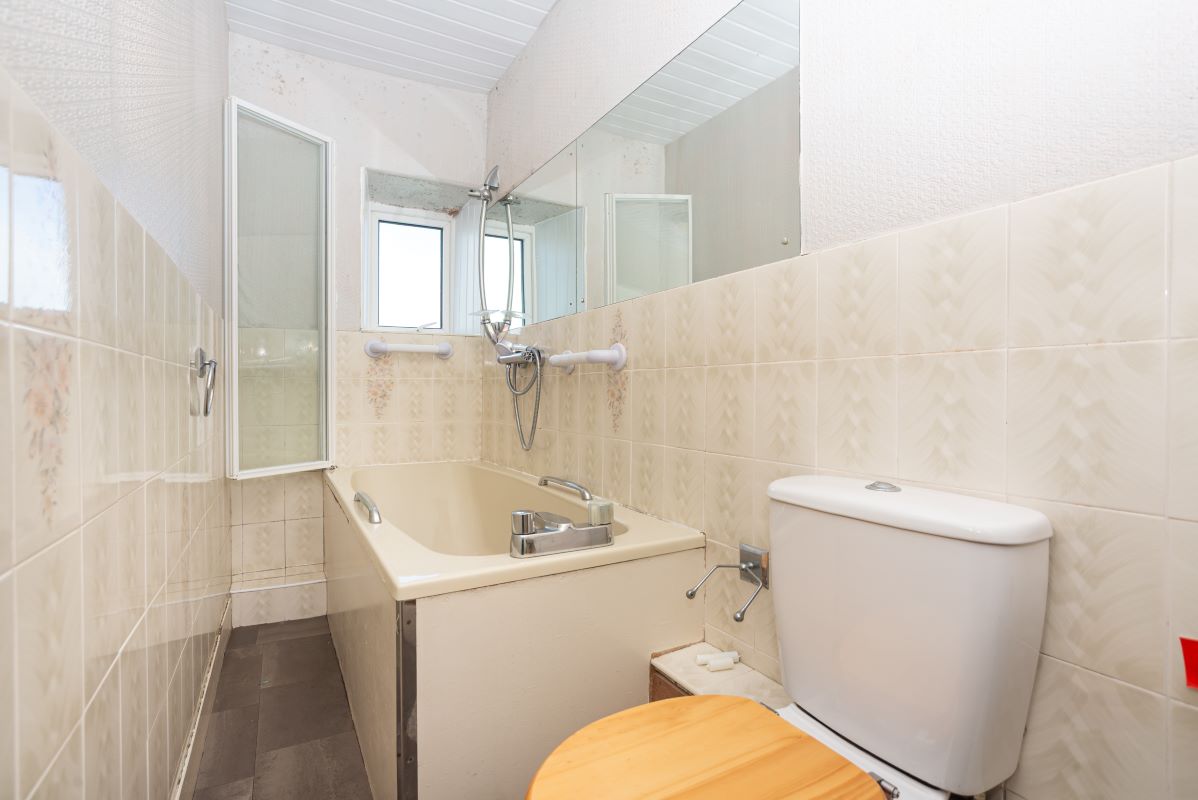 62 Salem Street, Amlwch, Anglesey, LL68 9BT