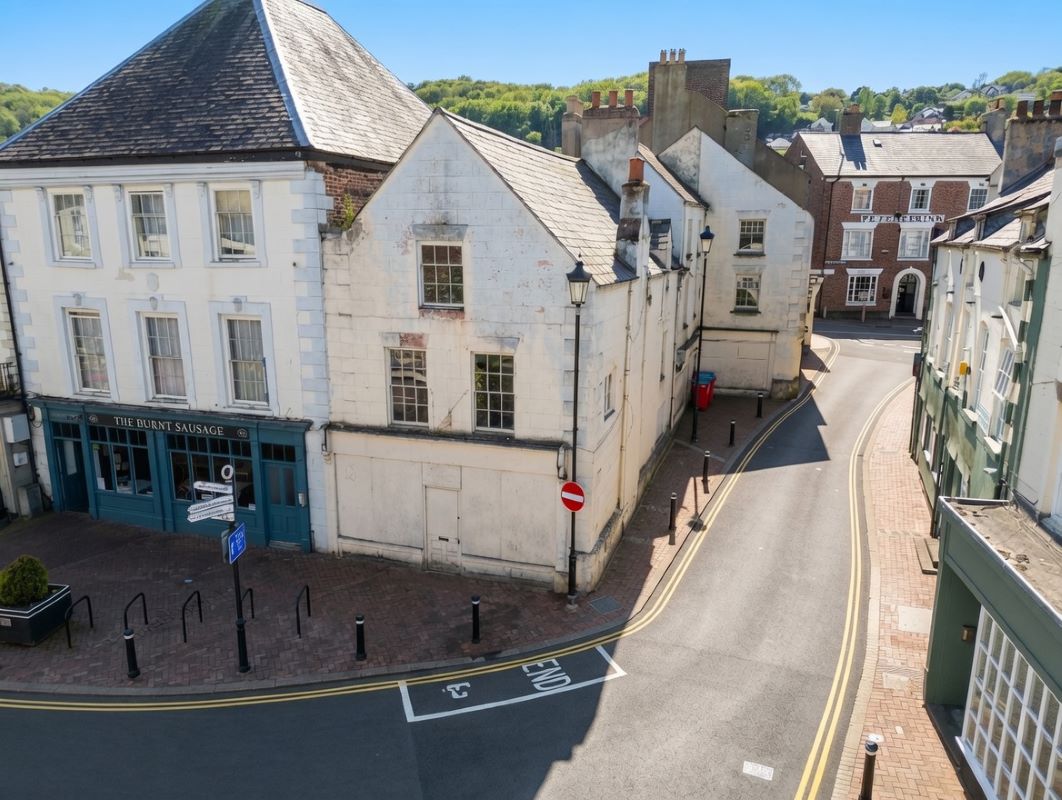 Property for Auction in Wales - 2 High Street (CYM642319), Holywell, Flintshire, CH8 7LH