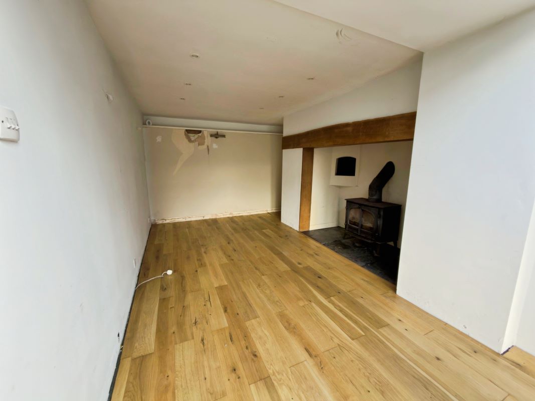 Llidiart Y Coed, Maenan, Llanrwst, Gwynedd, LL26 0YN