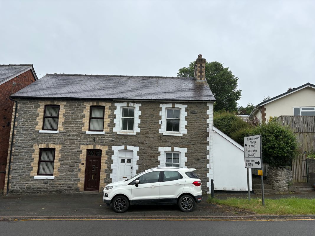 Property for Auction in Wales - 15 West Street, Knighton, Powys, LD7 1EN