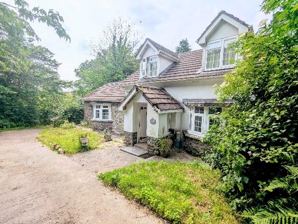Property for Auction in Wales - Holly Cottage Llanarthney, Carmarthen, Carmarthenshire, SA32 8LG
