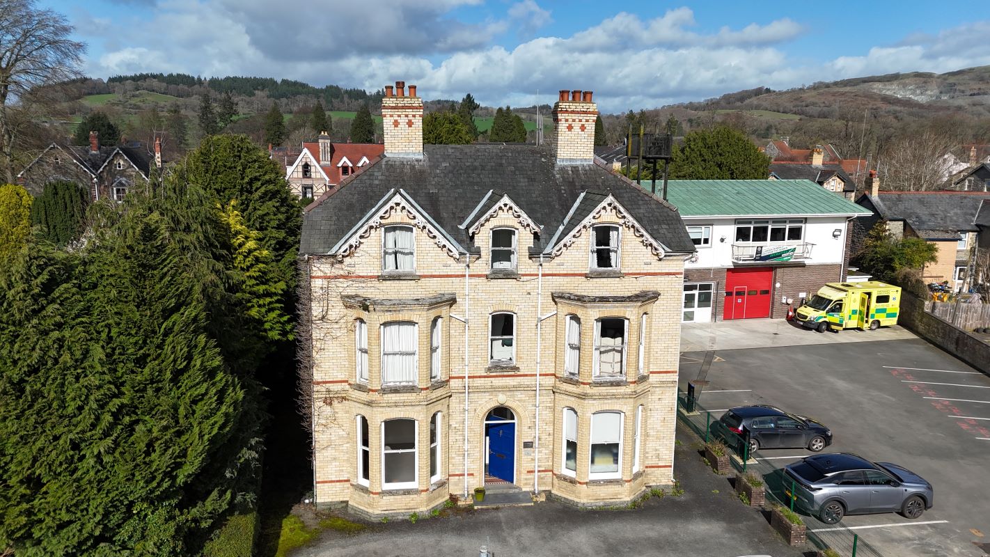 Property for Auction in Wales - 35 Garth Road, Builth Wells, Powys, LD2 3AR