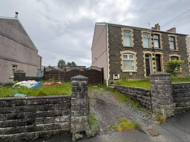 Property for Auction in Wales - 31 High Street Grovesend, Swansea, SA4 4GU
