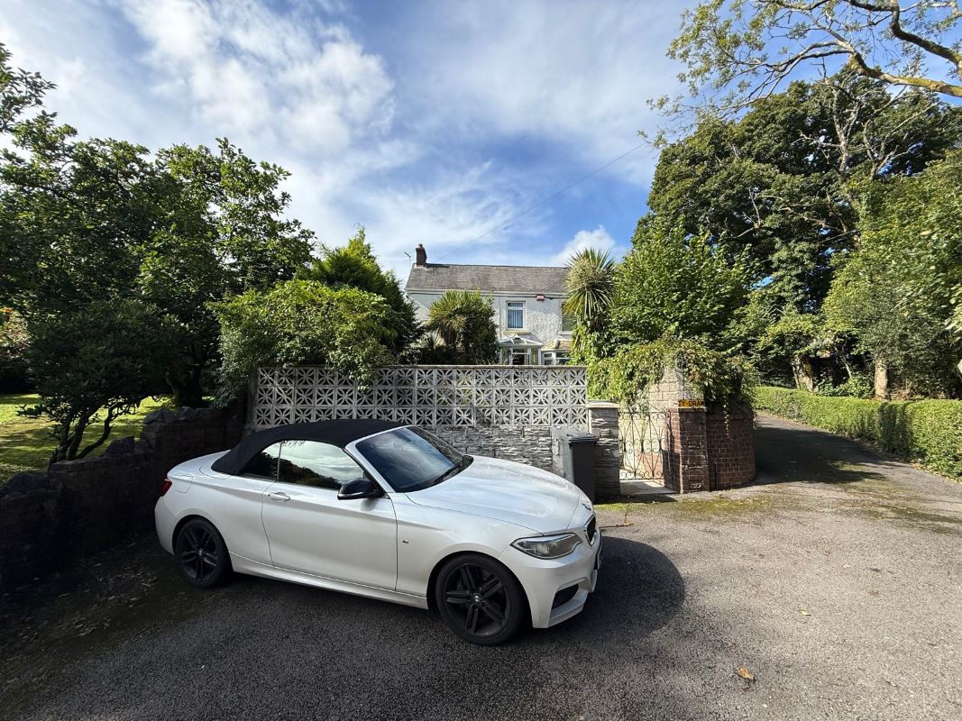 Property for Auction in Wales - Tydraw Main Road, Neath, SA10 8NE