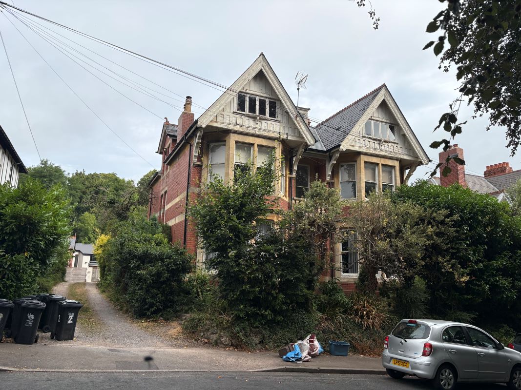 Property for Auction in Wales - 42 Fields Park Road, Newport, NP20 5BB