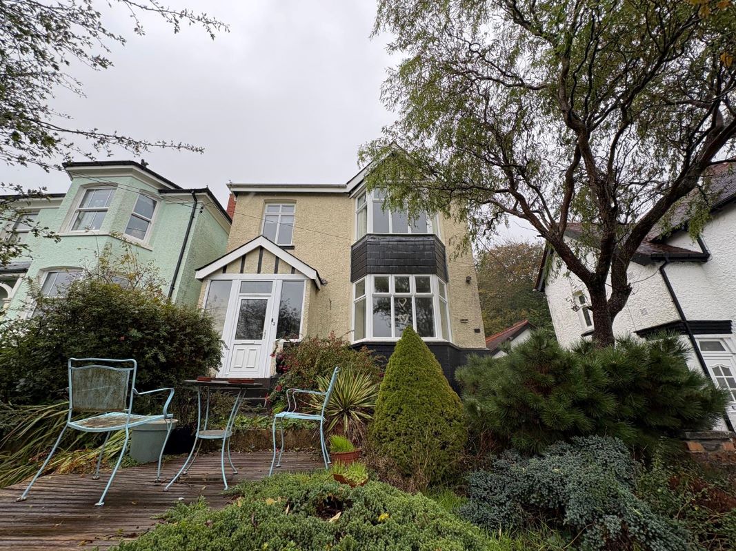 Property for Auction in Wales - 3 Brynmawr Avenue, Ammanford, Carmarthenshire, SA18 2DA