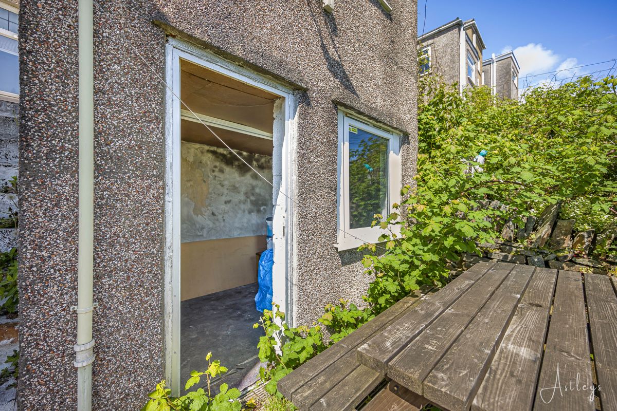 43 Hewson Street, Mount Pleasant, Swansea, West Glamorgan, SA1 6HS