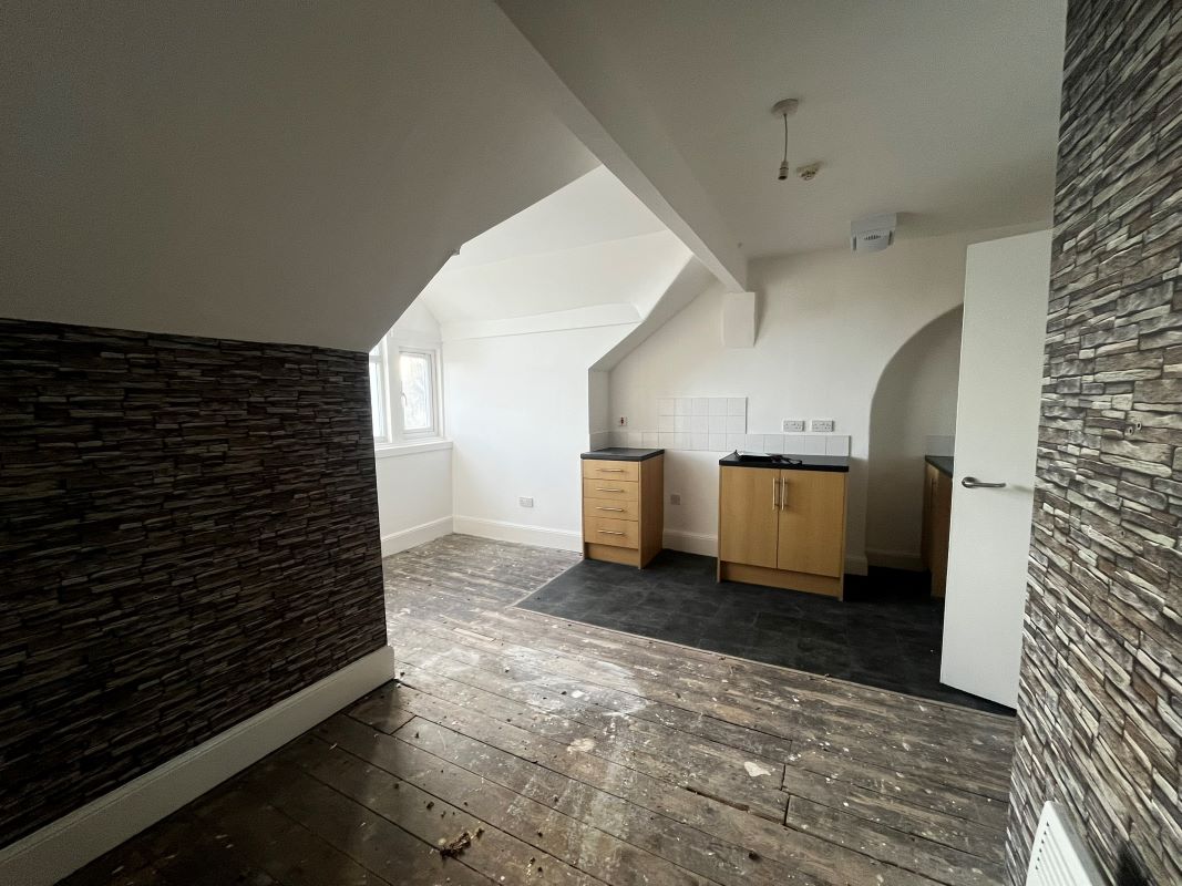 Westbourne Grove, Redcar, Cleveland, TS10 1EH LSH Property Auctions