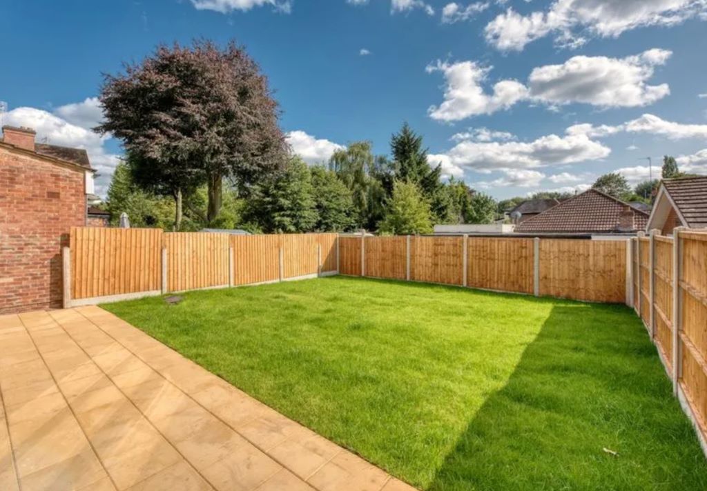 Clark Road, Wolverhampton, West Midlands, WV3 9PD LSH Property Auctions